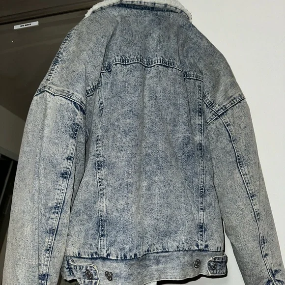 Jacket - Picture 2 of 2